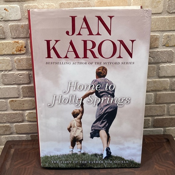 Like New Hardcover Home to Holly Spring’s by Jan Karon - Picture 1 of 7